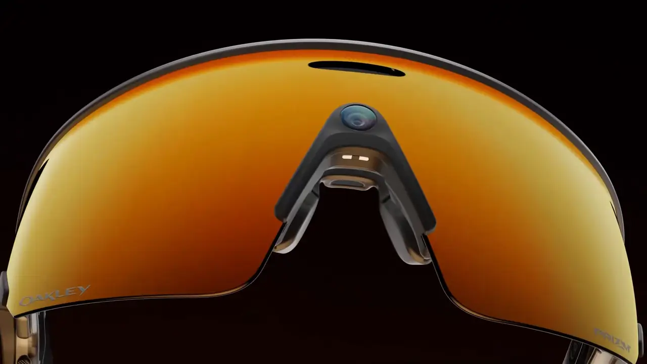 Камера Oakley Meta Vanguard по центру оправы