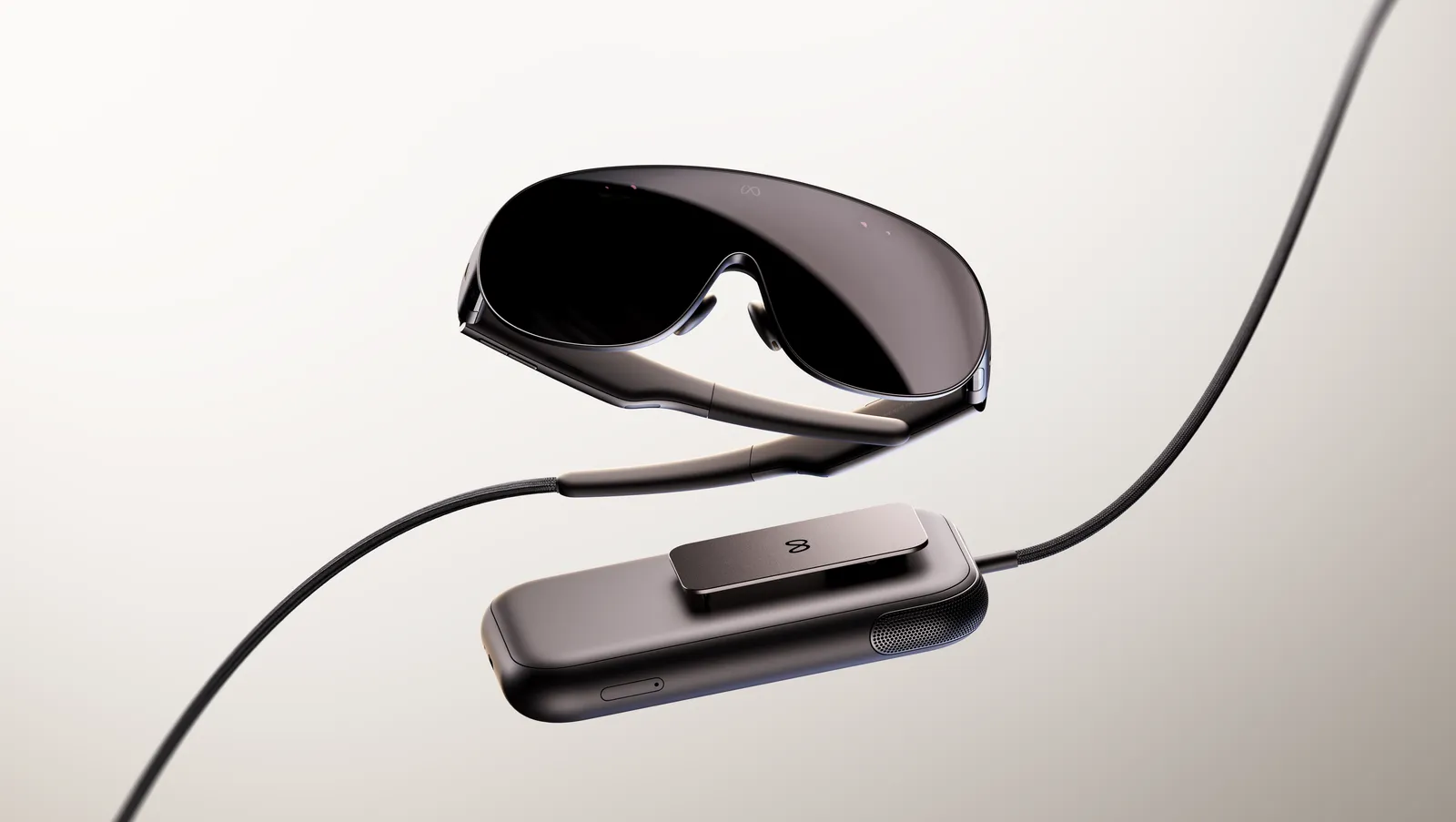 Meta VR Glasses и вычислительный блок на кабеле